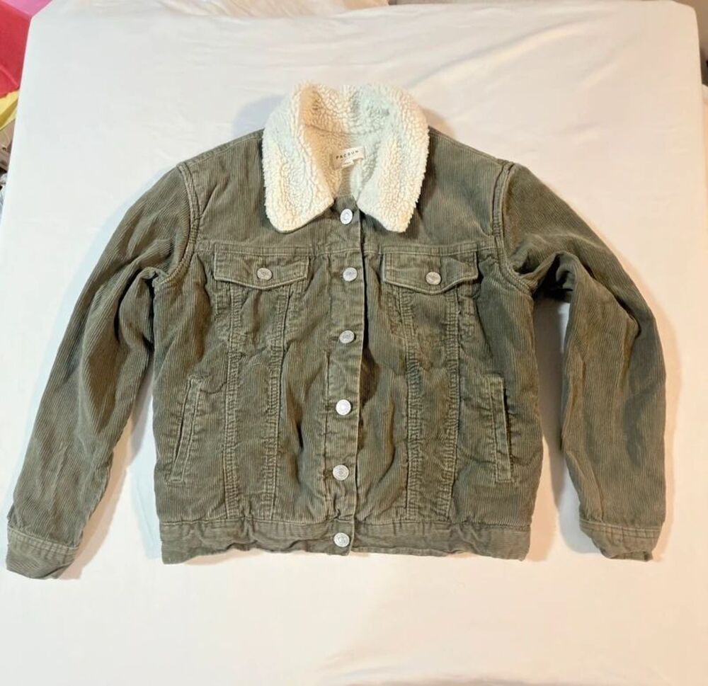 Pacsun Corduroy Sherpa jacket Size Medium